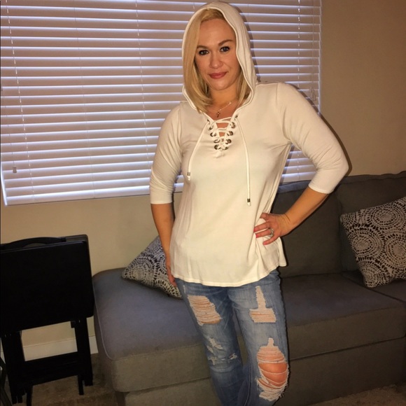 Belldini White Lace Up V Neck & hood Sweater Large - Picture 2 of 5